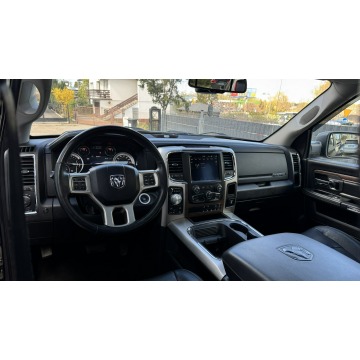 Dodge RAM 2018,  5.7 benzyna, automat - Na sprzedaż za 119 900 zł - Gdynia - zdjęcie 8