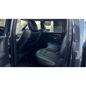 Dodge RAM 2018,  5.7 benzyna, automat - Na sprzedaż za 119 900 zł - Gdynia - zdjęcie 7