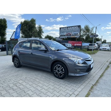 Hyundai i30 - Bardzo zadbane auto/Sprawna klimatyzacja/Blacharsko super stan