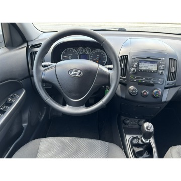 Hyundai i30  Hatchback 2010,  1.4 benzyna - Na sprzedaż za 20 700 zł - Przyszowice - zdjęcie 7