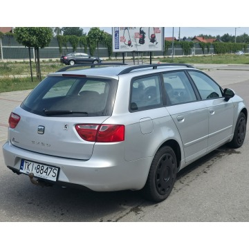 Seat Exeo  Kombi 2012,  2.0 diesel - Na sprzedaż za 9 900,00 zł - Piekoszów - zdjęcie 3
