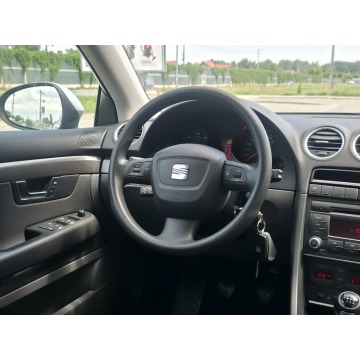 Seat Exeo  Kombi 2012,  2.0 diesel - Na sprzedaż za 9 900,00 zł - Piekoszów - zdjęcie 11