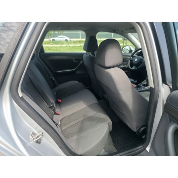 Seat Exeo  Kombi 2012,  2.0 diesel - Na sprzedaż za 9 900,00 zł - Piekoszów - zdjęcie 7