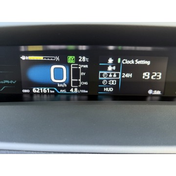 Toyota Prius  Hatchback 2018,  1.8 hybryda, automat - Na sprzedaż za 69 900 zł - Kotarwice - zdjęcie 8