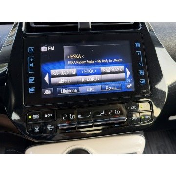 Toyota Prius  Hatchback 2018,  1.8 hybryda, automat - Na sprzedaż za 69 900 zł - Kotarwice - zdjęcie 12