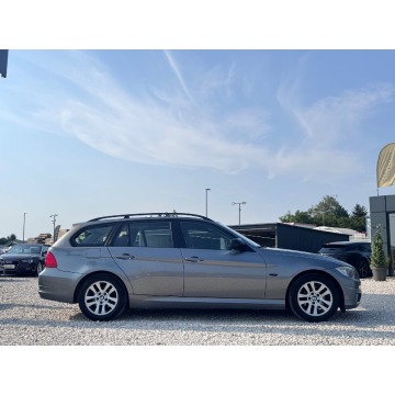 BMW Seria 3  Kombi 2009,  2.0 benzyna - Na sprzedaż za 18 900 zł - Michałowice-Wieś - zdjęcie 3
