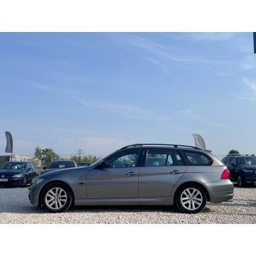 BMW Seria 3  Kombi 2009,  2.0 benzyna - Na sprzedaż za 18 900 zł - Michałowice-Wieś - zdjęcie 7