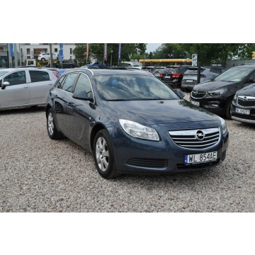Opel Insignia  Kombi 2010,  1.8 benzyna - Na sprzedaż za 18 000 zł - Warszawa - zdjęcie 2