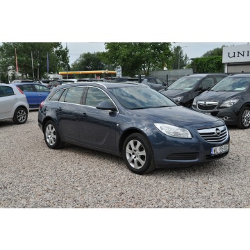 Opel Insignia Sports Tourer - Klimatyzacja Czujniki Parkowania Nowe Filtry Olej