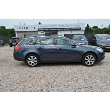 Opel Insignia  Kombi 2010,  1.8 benzyna - Na sprzedaż za 18 000 zł - Warszawa - zdjęcie 4