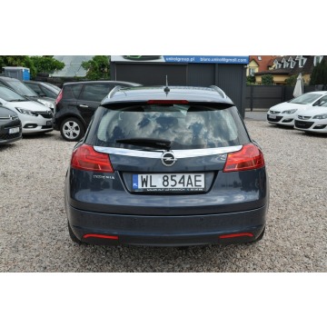Opel Insignia  Kombi 2010,  1.8 benzyna - Na sprzedaż za 18 000 zł - Warszawa - zdjęcie 8
