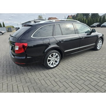 Skoda Superb  Kombi 2015,  1.6 diesel - Na sprzedaż za 27 900 zł - Kutno - zdjęcie 9