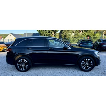 Mercedes - Benz GLC-klasa  SUV 2021,  2.0 diesel, automat - Na sprzedaż za 105 900 zł - Kamienna Góra - zdjęcie 4