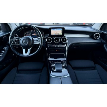 Mercedes - Benz GLC-klasa  SUV 2021,  2.0 diesel, automat - Na sprzedaż za 105 900 zł - Kamienna Góra - zdjęcie 11