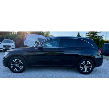 Mercedes - Benz GLC-klasa  SUV 2021,  2.0 diesel, automat - Na sprzedaż za 105 900 zł - Kamienna Góra - zdjęcie 8
