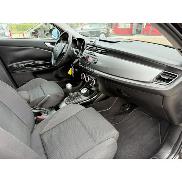 Alfa Romeo Giulietta  Hatchback 2010,  1.4 benzyna - Na sprzedaż za 16 900 zł - Kutno - zdjęcie 11