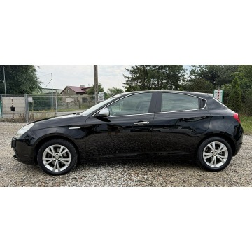 Alfa Romeo Giulietta  Hatchback 2010,  1.4 benzyna - Na sprzedaż za 16 900 zł - Kutno - zdjęcie 9