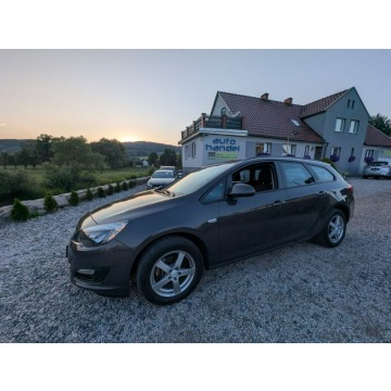 Opel Astra Sports Tourer - 2016