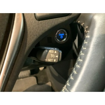 Toyota Auris  Kombi 2017,  1.8 hybryda, automat - Na sprzedaż za 54 000 zł - Sadlno - zdjęcie 8