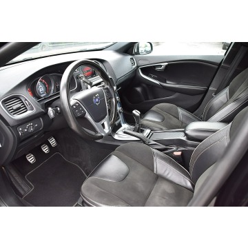 Volvo V40  Hatchback 2015,  2.0 diesel - Na sprzedaż za 34 900 zł - Nowe Kucice - zdjęcie 9