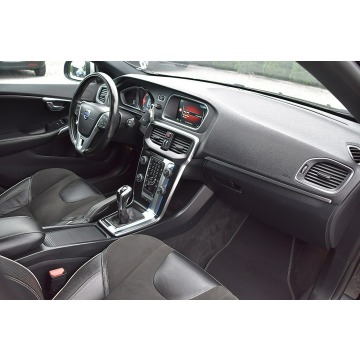 Volvo V40  Hatchback 2015,  2.0 diesel - Na sprzedaż za 34 900 zł - Nowe Kucice - zdjęcie 10
