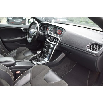 Volvo V40  Hatchback 2015,  2.0 diesel - Na sprzedaż za 34 900 zł - Nowe Kucice - zdjęcie 11