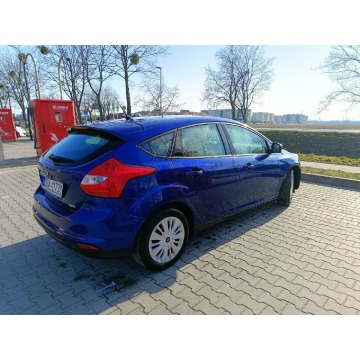 Ford Focus  Hatchback 2014,  1.0 benzyna - Na sprzedaż za 14 999 zł - Oława - zdjęcie 2