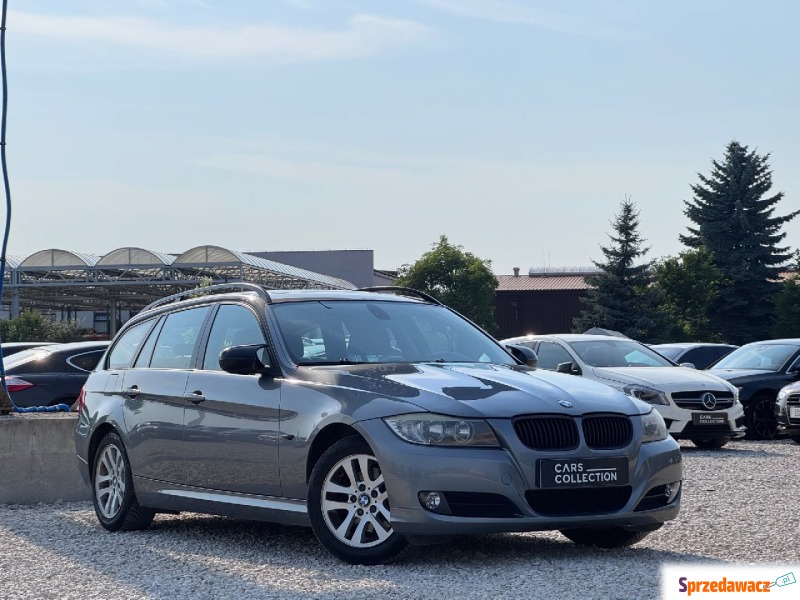 BMW Seria 3  Kombi 2009,  2.0 benzyna - Na sprzedaż za 18 900 zł - Michałowice-Wieś
