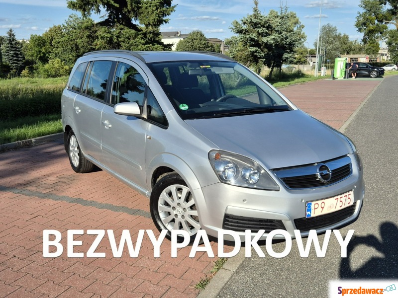 Opel Zafira  Minivan/Van 2005,  1.9 diesel, automat - Na sprzedaż za 9 800,00 zł - Zielona Łąka