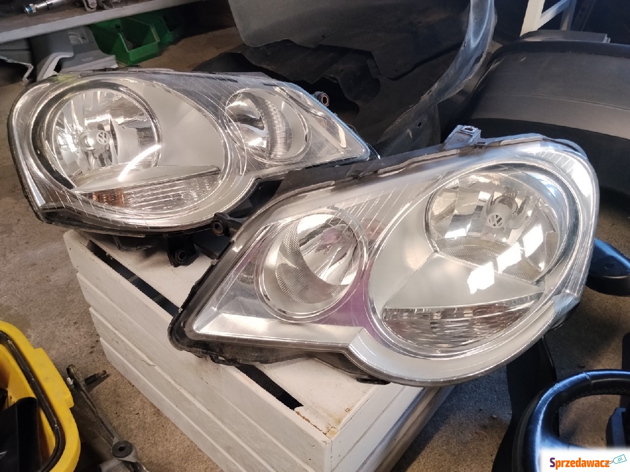 Lampy przód Volkswagen Polo 9n...