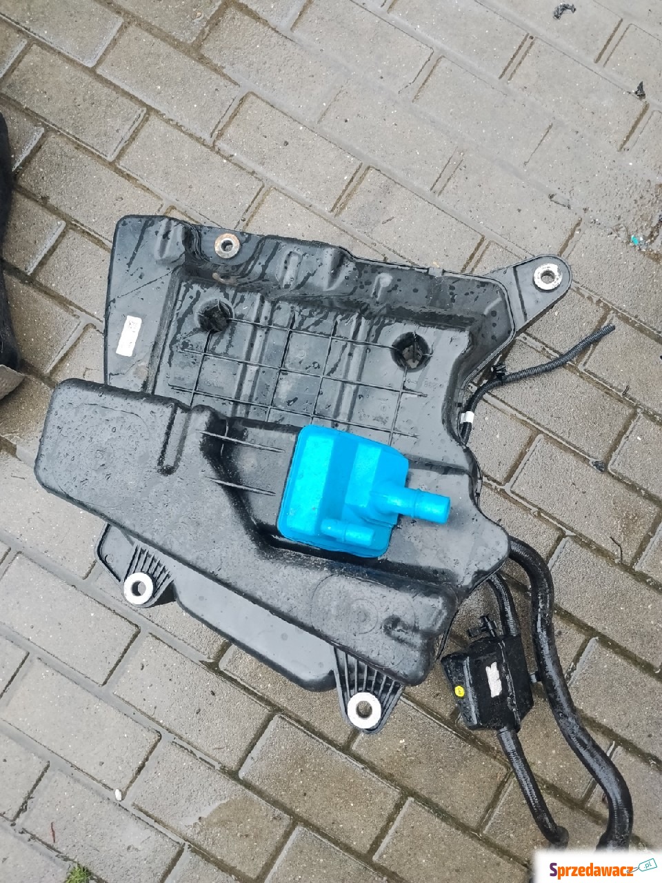 Zbiornik ad blue Audi a4 b9 przed...