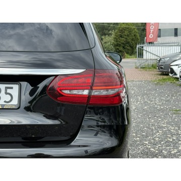 Mercedes - Benz C-klasa  Kombi 2020,  1.6 diesel, automat - Na sprzedaż za 89 900 zł - Będzin - zdjęcie 8