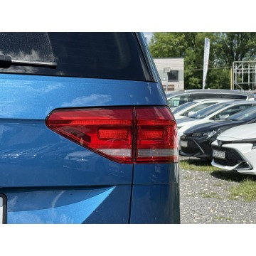Volkswagen Touran  Minivan/Van 2022,  1.5 benzyna, automat - Na sprzedaż za 79 900 zł - Będzin - zdjęcie 8
