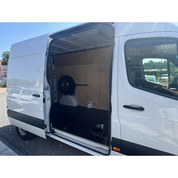 Mercedes - Benz Sprinter 2021 elektryczny, automat - Na sprzedaż za 49 900 zł - Będzin - zdjęcie 9