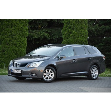Toyota Avensis  Kombi 2011,  1.8 benzyna, automat - Na sprzedaż za 26 900 zł - Ostrów Mazowiecka - zdjęcie 5