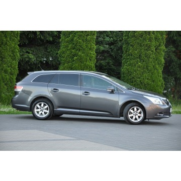 Toyota Avensis  Kombi 2011,  1.8 benzyna, automat - Na sprzedaż za 26 900 zł - Ostrów Mazowiecka - zdjęcie 9