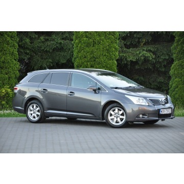Toyota Avensis  Kombi 2011,  1.8 benzyna, automat - Na sprzedaż za 26 900 zł - Ostrów Mazowiecka - zdjęcie 10