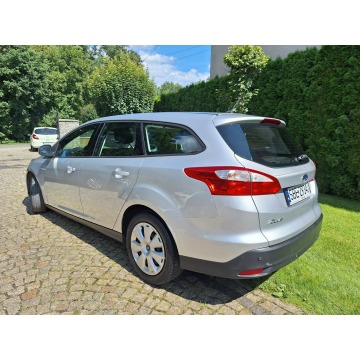 Ford Focus  Kombi 2014,  1.6 diesel - Na sprzedaż za 18 600 zł - Siewierz - zdjęcie 2