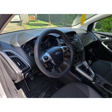 Ford Focus  Kombi 2014,  1.6 diesel - Na sprzedaż za 18 600 zł - Siewierz - zdjęcie 7