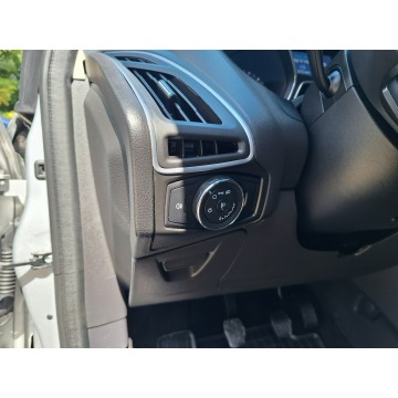 Ford Focus  Kombi 2014,  1.6 diesel - Na sprzedaż za 18 600 zł - Siewierz - zdjęcie 10