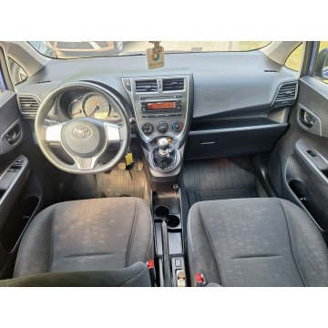 Toyota Verso  Minivan/Van 2012,  1.3 benzyna - Na sprzedaż za 13 999 zł - Siewierz - zdjęcie 5