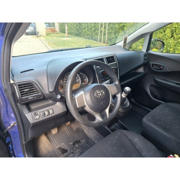 Toyota Verso  Minivan/Van 2012,  1.3 benzyna - Na sprzedaż za 13 999 zł - Siewierz - zdjęcie 8