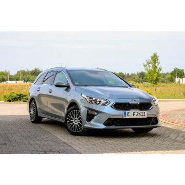 Kia Ceed  Kombi 2020,  1.6 diesel, automat - Na sprzedaż za 43 900 zł - Ostrów Mazowiecka - zdjęcie 10