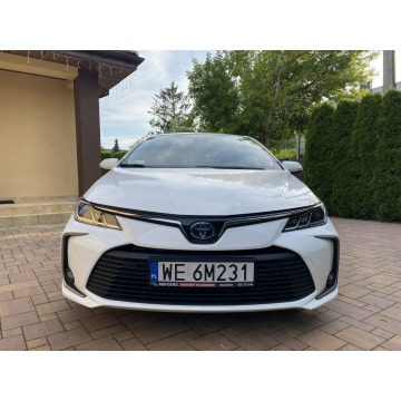 Toyota Corolla  Sedan/Limuzyna 2022,  1.8 hybryda, automat - Na sprzedaż za 76 900 zł - Pruszków - zdjęcie 3