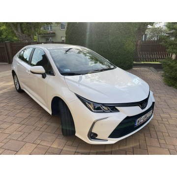 Toyota Corolla  Sedan/Limuzyna 2022,  1.8 hybryda, automat - Na sprzedaż za 76 900 zł - Pruszków - zdjęcie 6