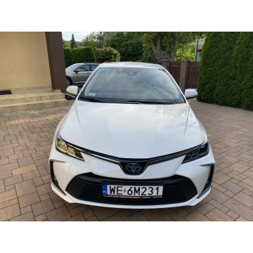Toyota Corolla  Sedan/Limuzyna 2022,  1.8 hybryda, automat - Na sprzedaż za 76 900 zł - Pruszków - zdjęcie 4