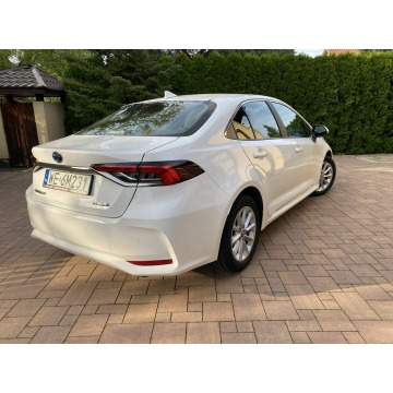 Toyota Corolla  Sedan/Limuzyna 2022,  1.8 hybryda, automat - Na sprzedaż za 76 900 zł - Pruszków - zdjęcie 8