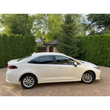 Toyota Corolla  Sedan/Limuzyna 2022,  1.8 hybryda, automat - Na sprzedaż za 76 900 zł - Pruszków - zdjęcie 7