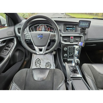 Volvo V40  Hatchback 2013,  1.6 diesel - Na sprzedaż za 28 900 zł - Opoczno - zdjęcie 9