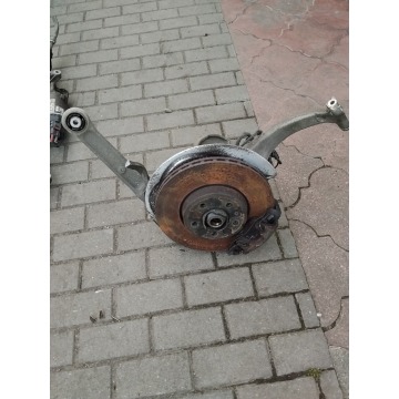 Zwrotnica prawa Audi a4 b9 przed lift AVANT - Zwrotnice - Zbąszyń - zdjęcie 1